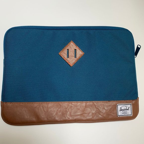 Herschel 13" Laptop/Tablet Sleeve - Picture 1 of 9
